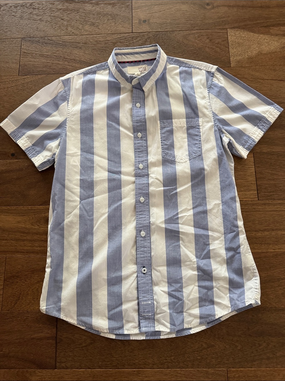 1901 Blue & White Vertical Stripe Short-Sleeve Button-Down Shirt